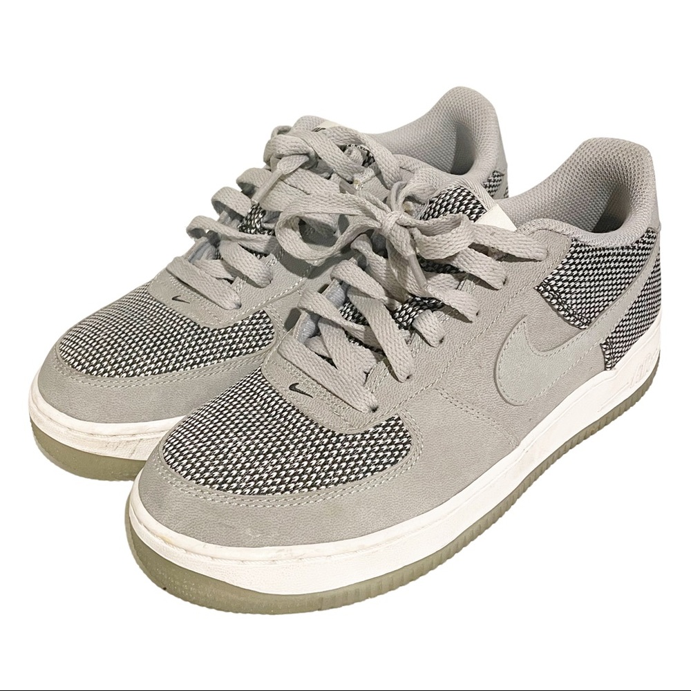 Nike Air Force 1 Size 7 Youth Premium Grade School Cool Grey Low Top Sneakers